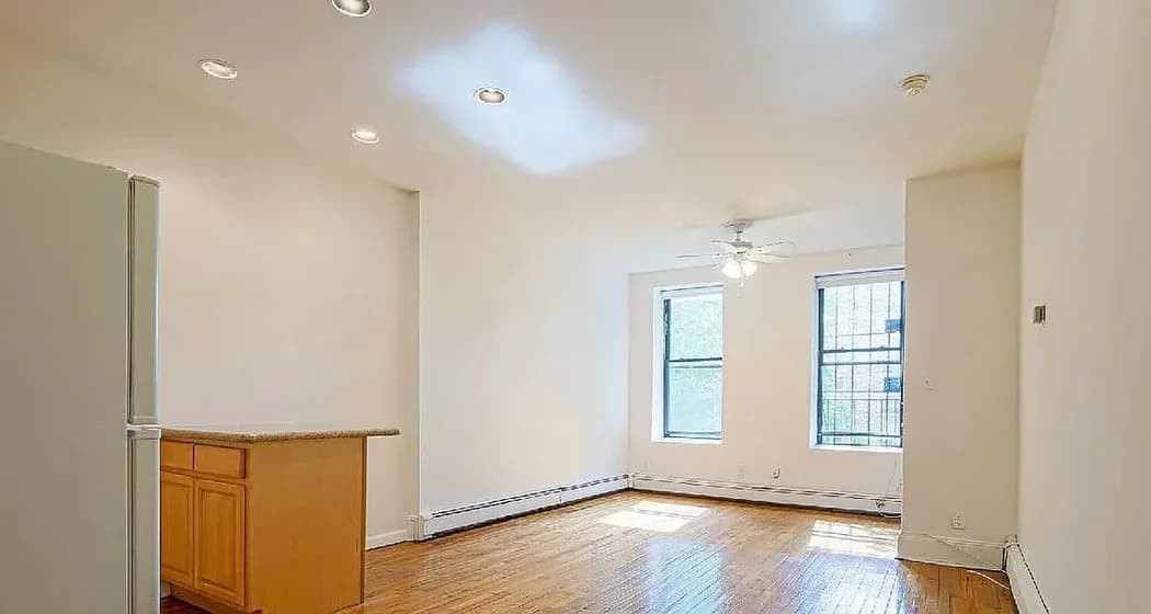 883 Franklin Avenue #3A, Brooklyn, NY 11225 apartment_living_room 1