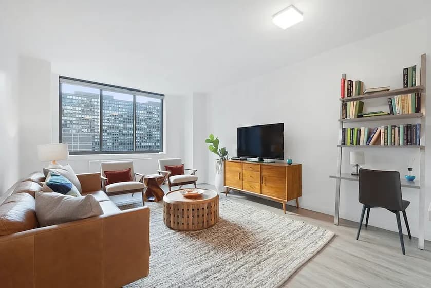 377 East 33 Street #17J, Manhattan, NY 10016 apartment_living_room 1