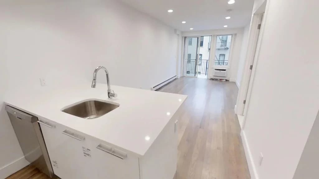 991 Ocean Avenue #5C, Brooklyn, NY 11226 1