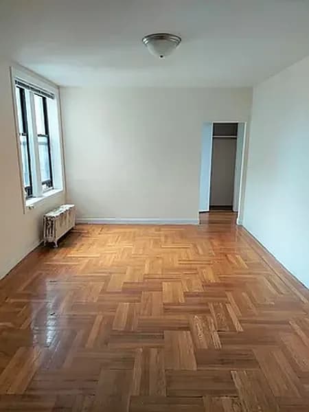 8301 Bay Parkway #601, Brooklyn, NY 11214 apartment_living_room 1