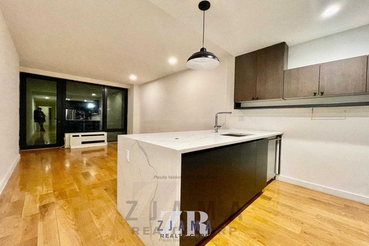 25 East 19 Street #3C, Brooklyn, NY 11226 1