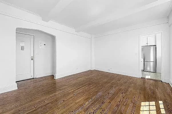40 West 86 Street #11B, Manhattan, NY 10024 apartment_living_room 1