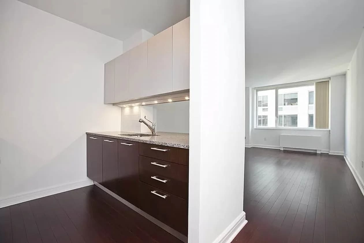 100 Riverside Blvd #5-D, Manhattan, NY 10069 1