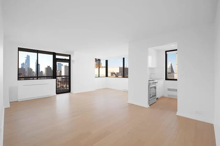 South Park Tower 124 West 60 Street #39E, Manhattan, NY 10023 apartment_living_room 1