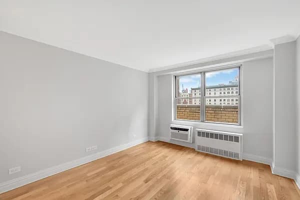 210 West 89 Street #011R, Manhattan, NY 10024 apartment_bedroom_room 1