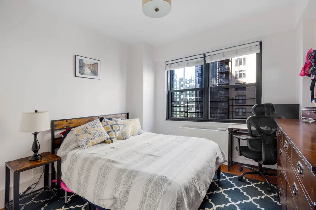 748 2 Avenue #14H, Manhattan, NY 10017 1