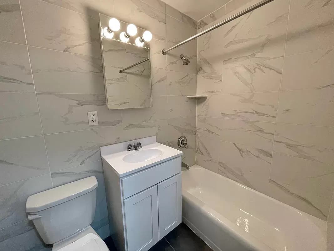 87-05 166 Street #1H, Queens, NY 11432 100