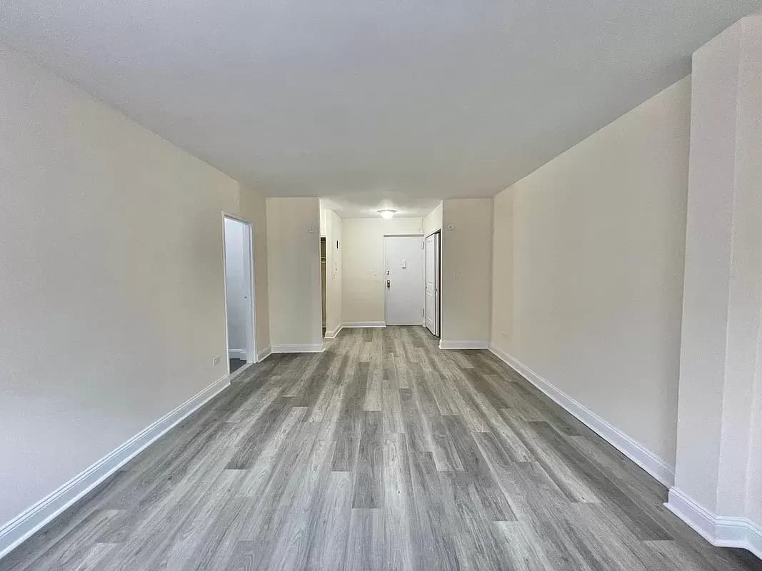 87-05 166 Street #1H, Queens, NY 11432 100