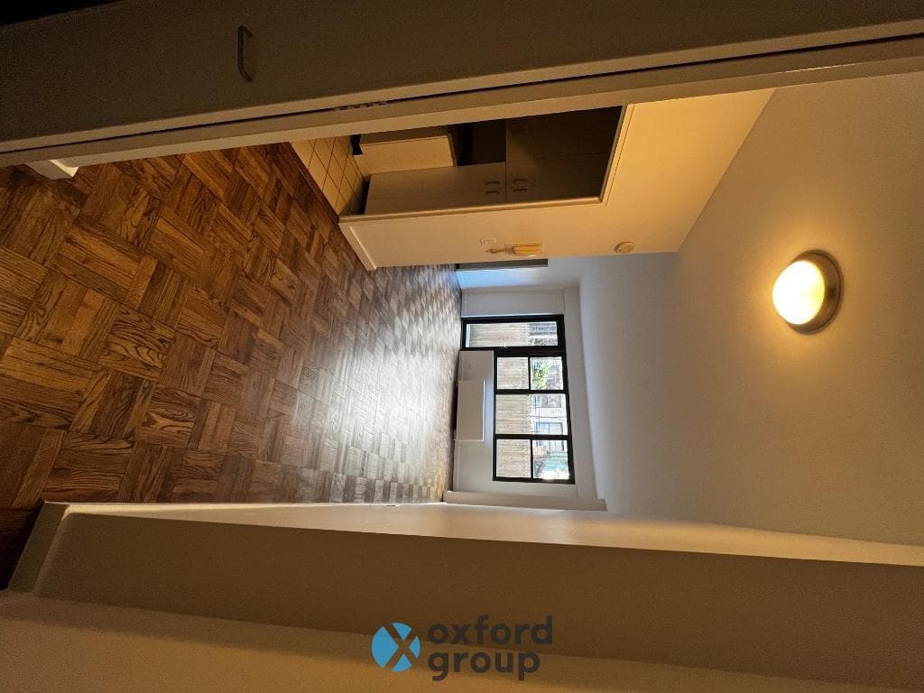 333 East 49 Street #Lobby J, Manhattan, NY 10022 1