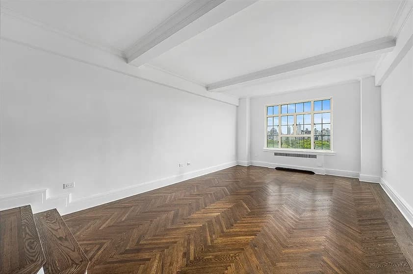 241 Central Park West #7-E, Manhattan, NY 10024 apartment_living_room 1