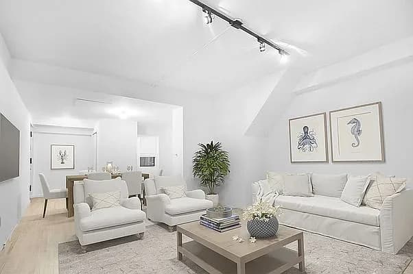 305 Riverside Drive #1H, Manhattan, NY 10025 apartment_living_room 1
