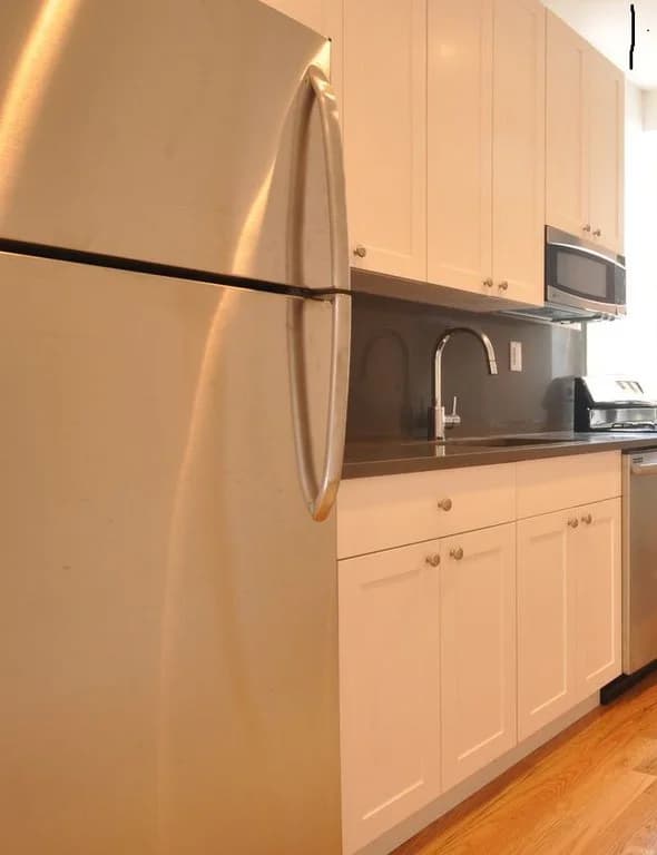 225 East 202 Street #4F, Bronx, NY 10458 1