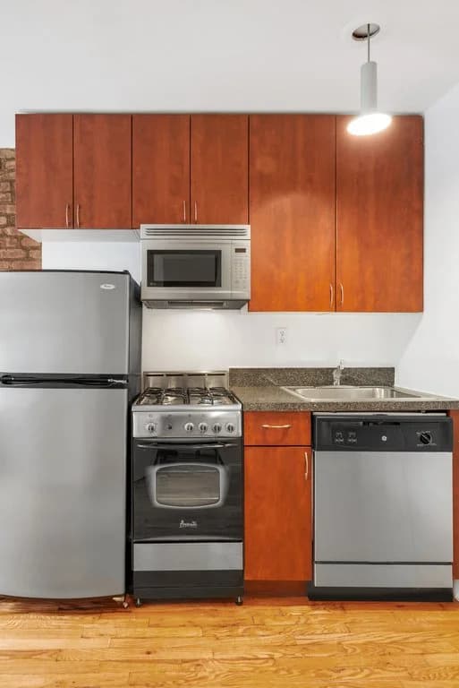 98 Christopher Street #2, Manhattan, NY 10014 1