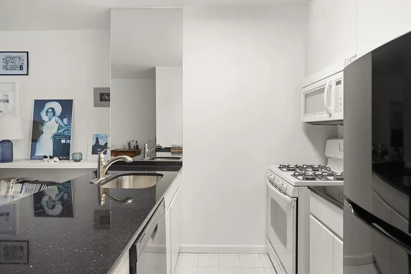235 East 40 Street #6F, Manhattan, NY 10017 apartment_kitchen 1