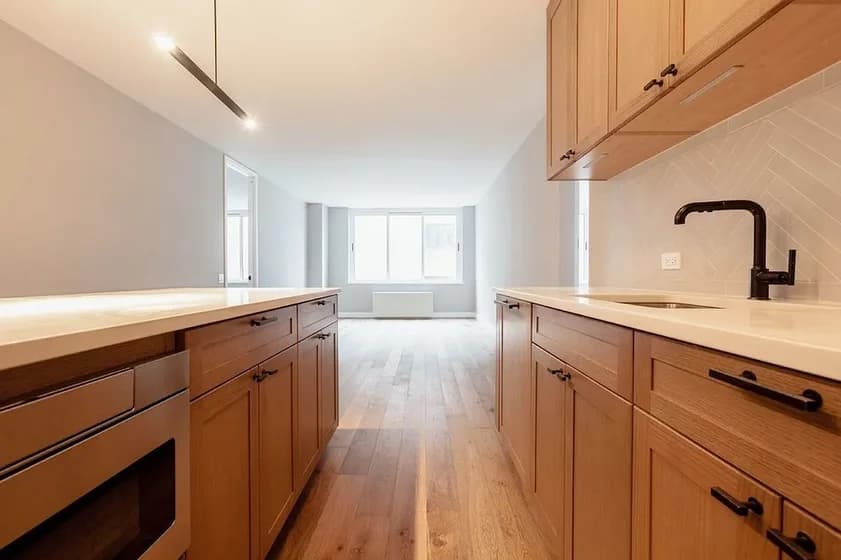 Riverbank 560 West 43 Street #07J, Manhattan, NY 10036 apartment_kitchen 1