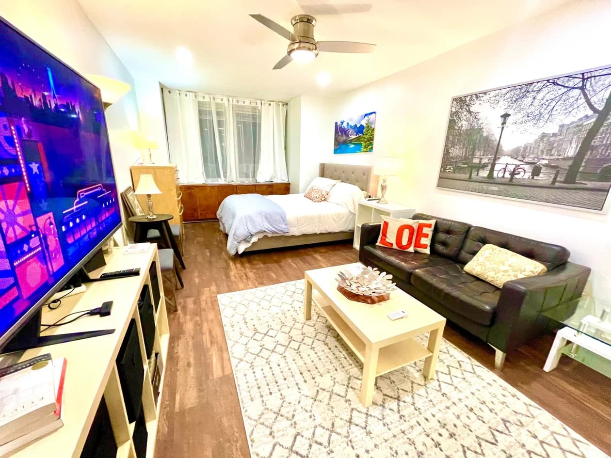 130 Water Street #8, Manhattan, NY 10005 1