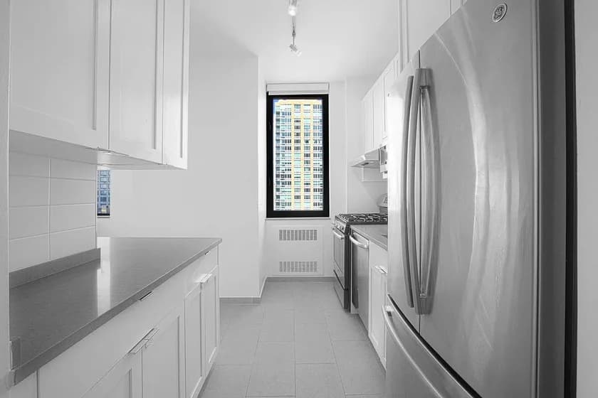 55 West End Avenue #P10J, Manhattan, NY 10069 apartment_kitchen 1