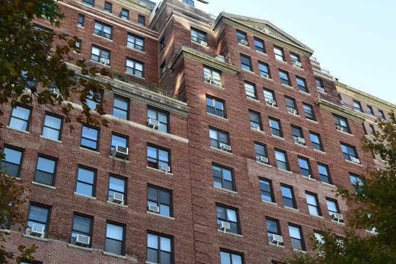 210 West 70 Street #211, Manhattan, NY 10023 1