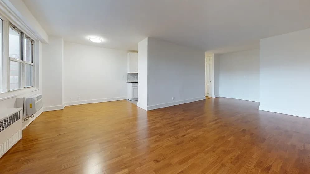 3000 Ocean Parkway #19O, Brooklyn, NY 11224 apartment_living_room 1
