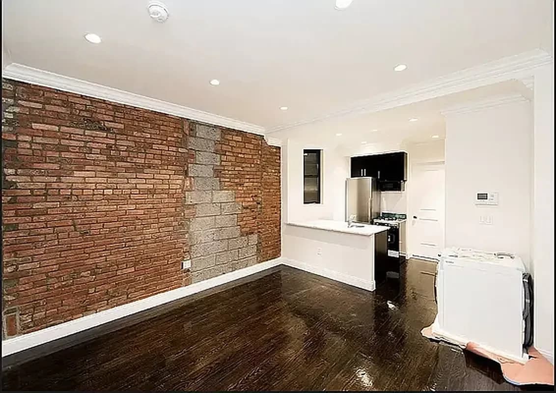 344 East 55 Street #4B, Manhattan, NY 10022 apartment_living_room 1