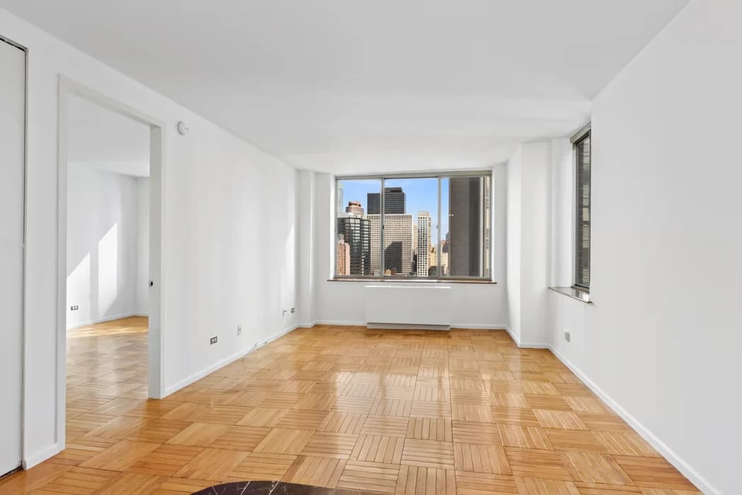 236 East 47 Street #26C, Manhattan, NY 10017 1