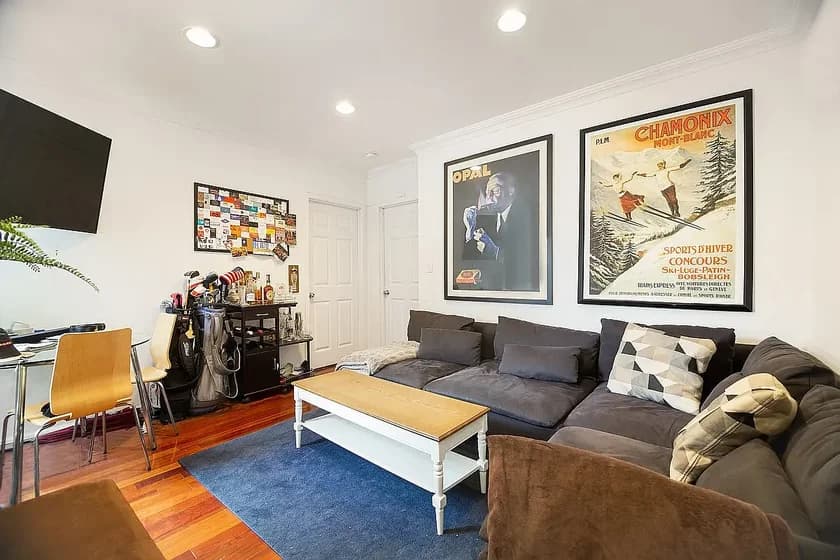 141 West 10 Street #19, Manhattan, NY 10014 apartment_living_room 1