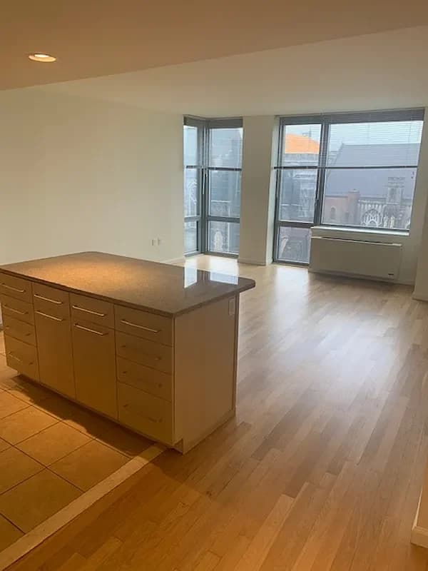 1 Morningside Drive #1201, Manhattan, NY 10025 apartment_living_room 1