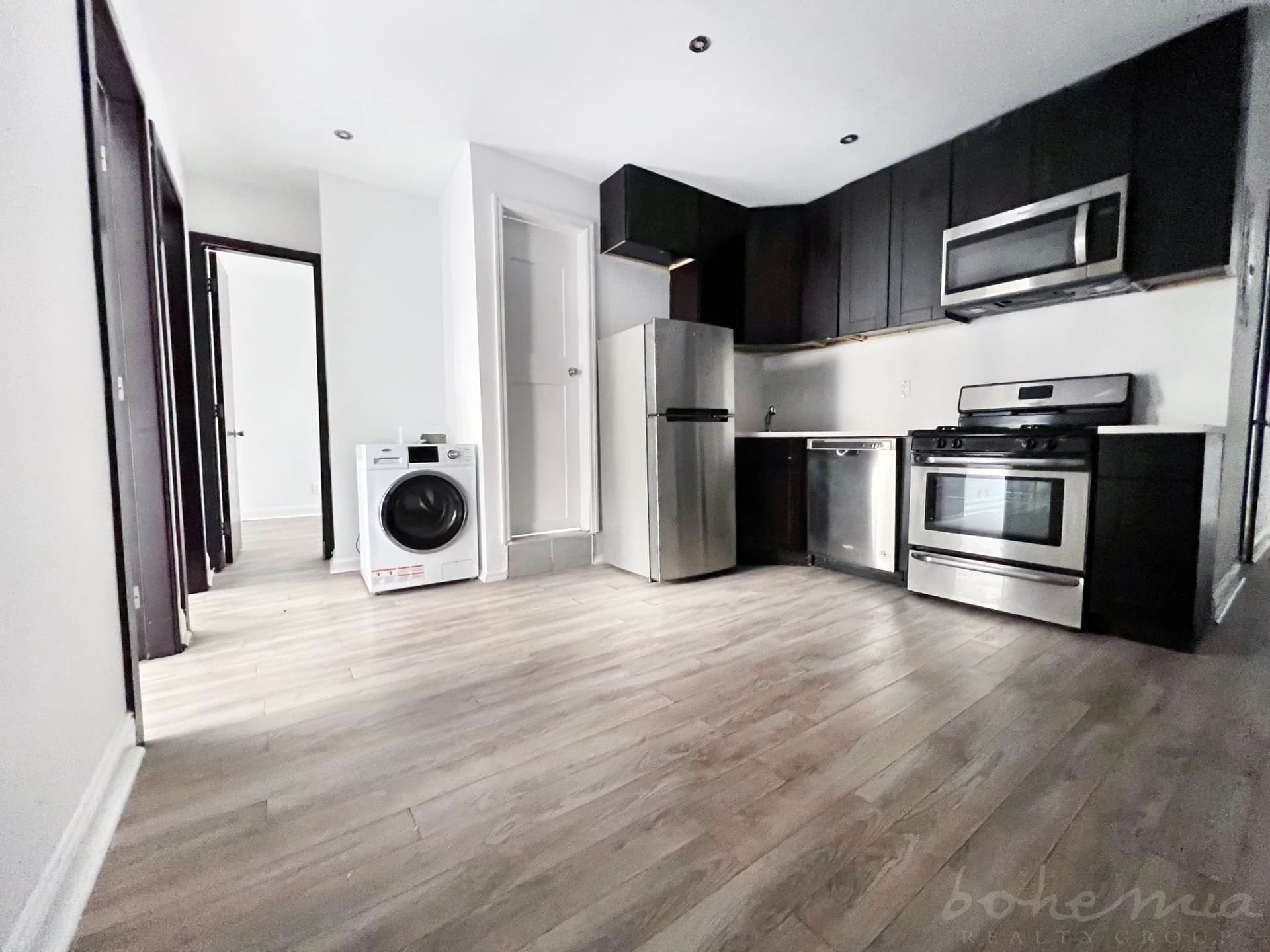 8 W 108 St #33, Manhattan, NY 10025 1