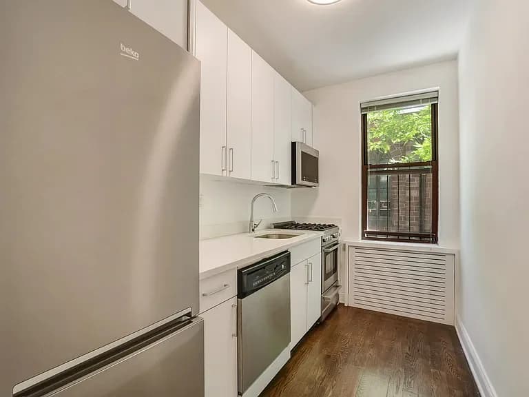 150 Remsen Street #2, Brooklyn, NY 11201 apartment_kitchen 1