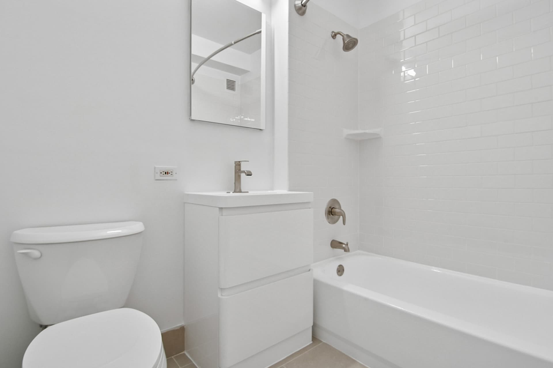 111 Worth Street #17D, Manhattan, NY 10013 1